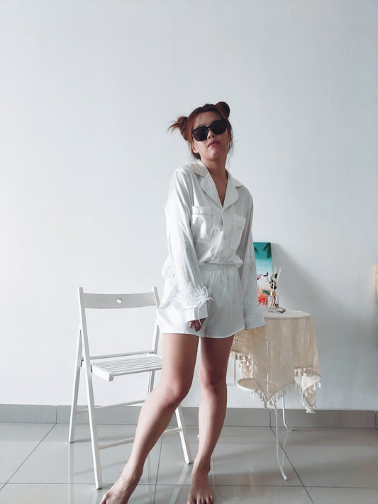 Funky Feathers (detachable) Loungewear/Sleepwear <White>